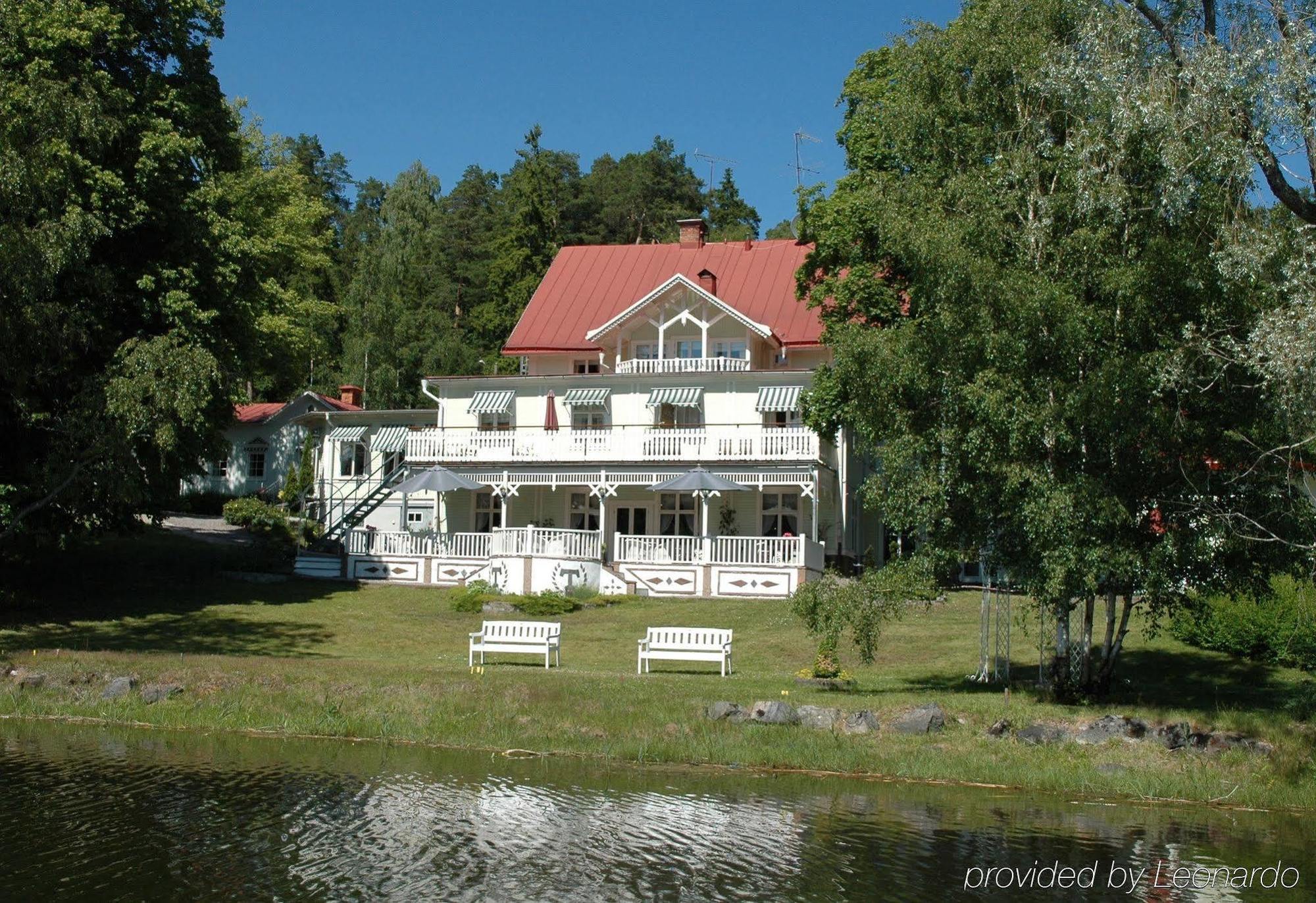 Hotell Torpa Pensionat - Sweden Hotels Sodertalje Bagian luar foto