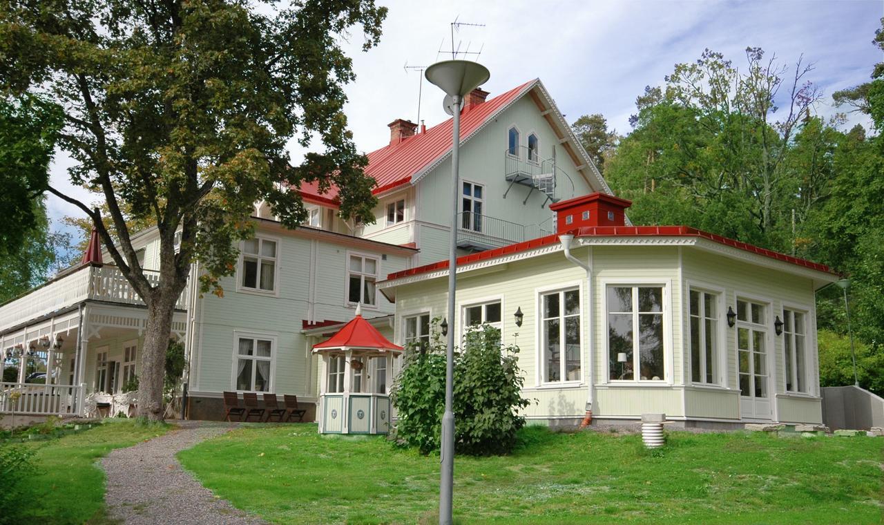 Hotell Torpa Pensionat - Sweden Hotels Sodertalje Bagian luar foto